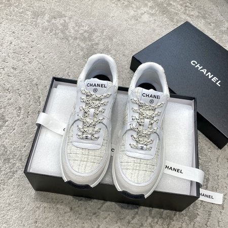 Chanel Casual sneakers