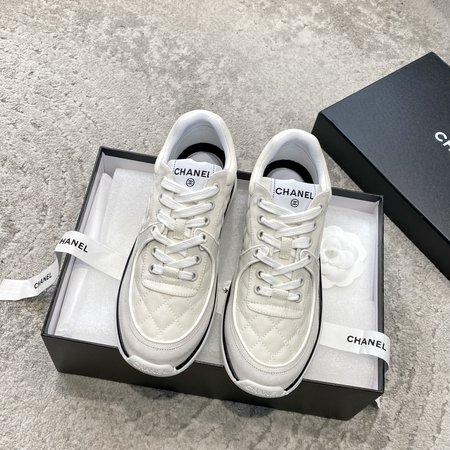Chanel Casual sneakers
