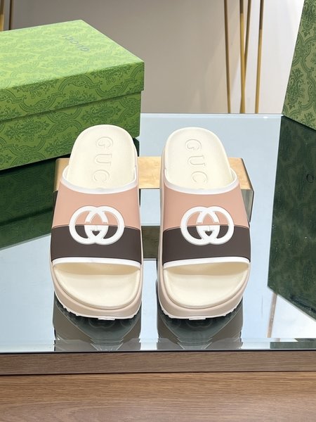 Gucci Thick-soled slippers, macaron jelly contrasting beach shoes