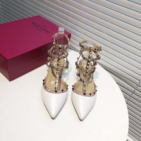 Valentino Matte leather heel 4cm series